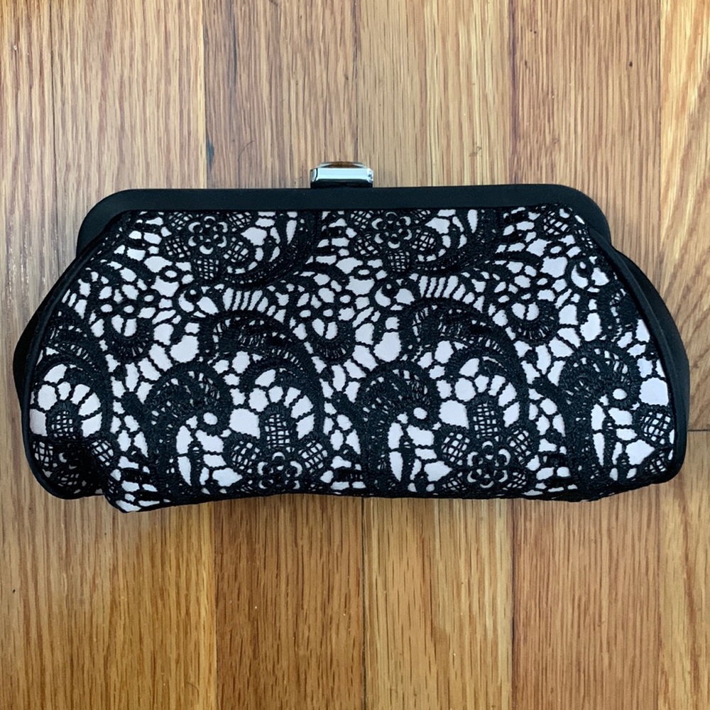 Black/Cream Lace Evening Bag with Stone Clasp